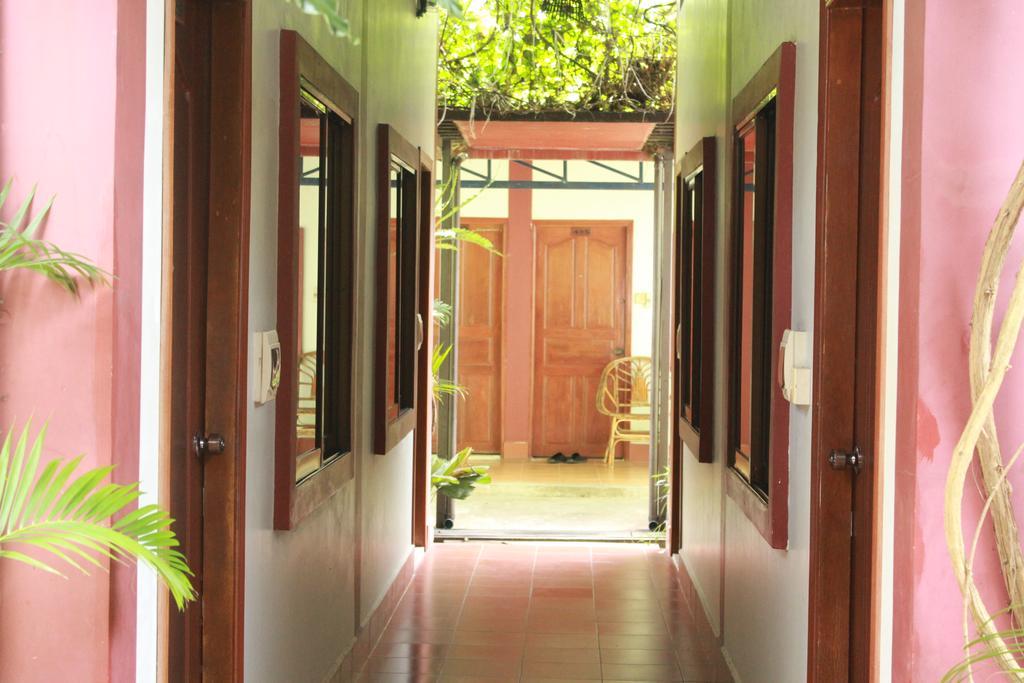 סיהאנוקוויל Zana Beach Guesthouse מראה חיצוני תמונה