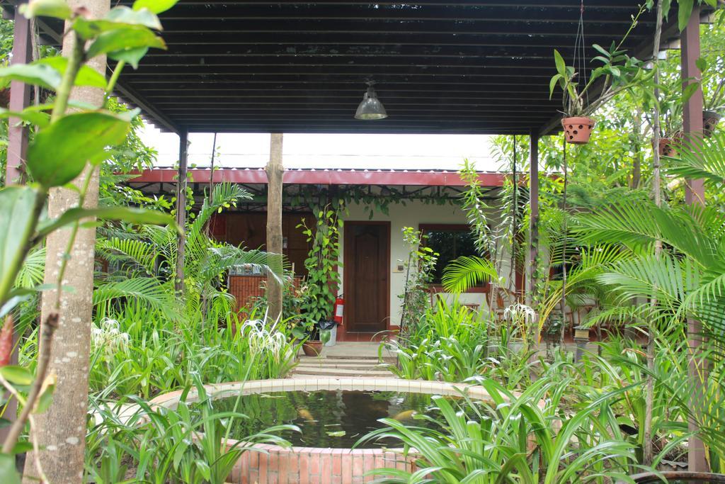 סיהאנוקוויל Zana Beach Guesthouse מראה חיצוני תמונה
