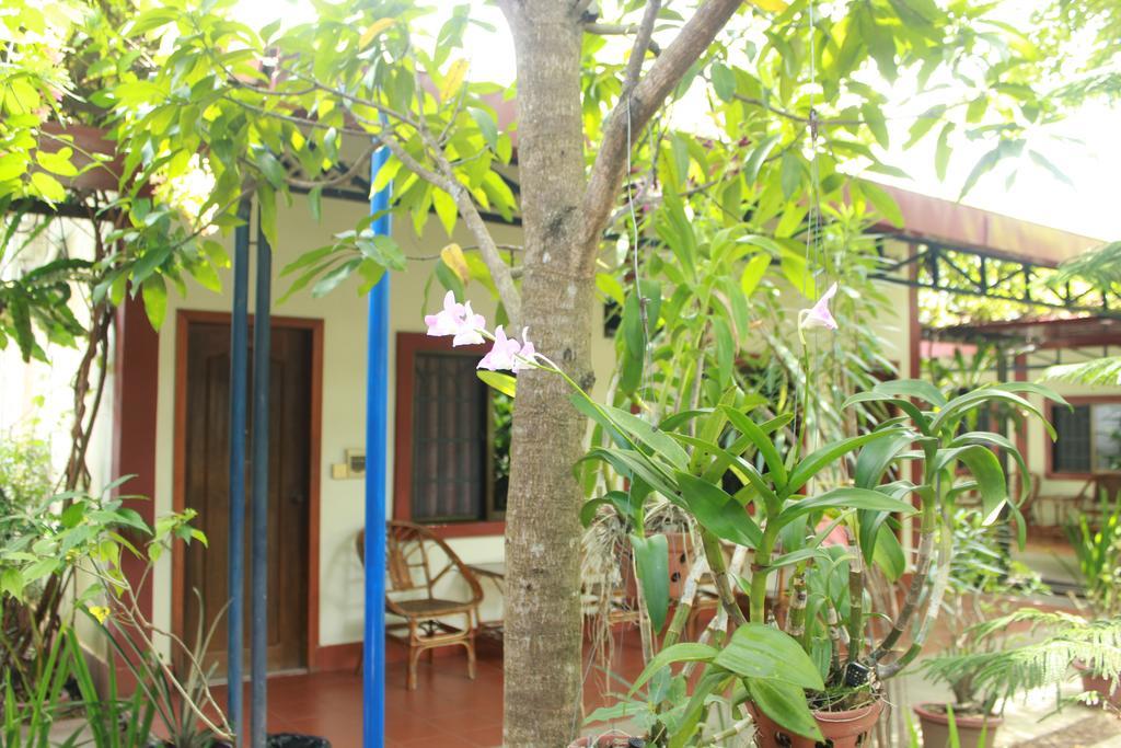 סיהאנוקוויל Zana Beach Guesthouse מראה חיצוני תמונה