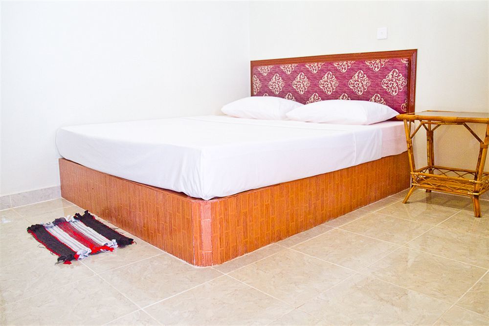 סיהאנוקוויל Zana Beach Guesthouse מראה חיצוני תמונה